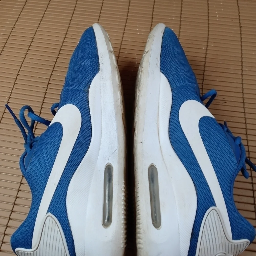 Nike air oketo